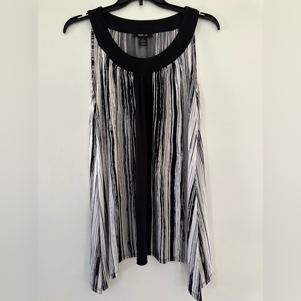 Beautiful Sleeveless Flowing Top